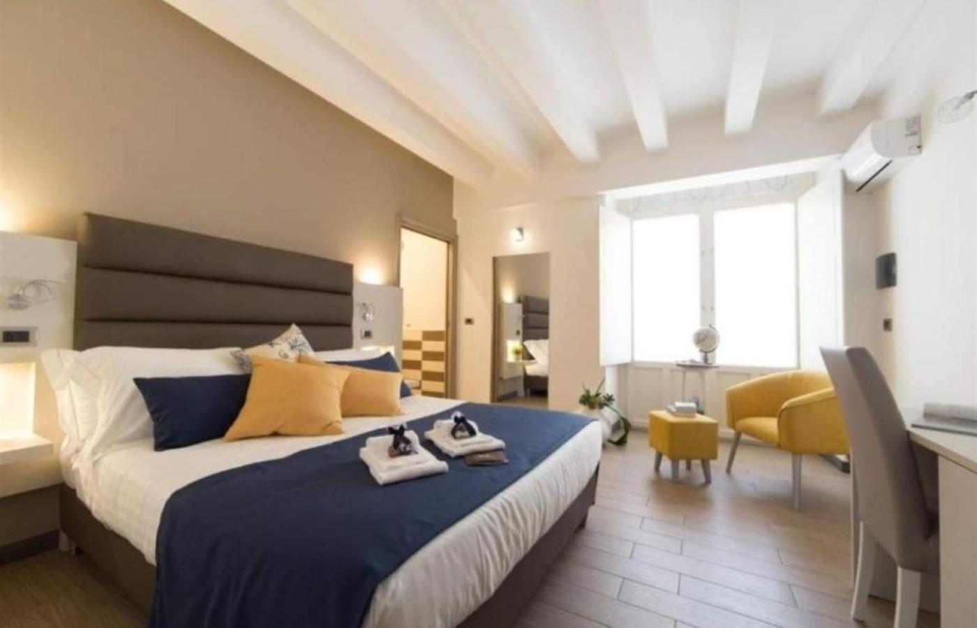 Palazzo Sisto Exclusive Rooms Catania Exterior photo