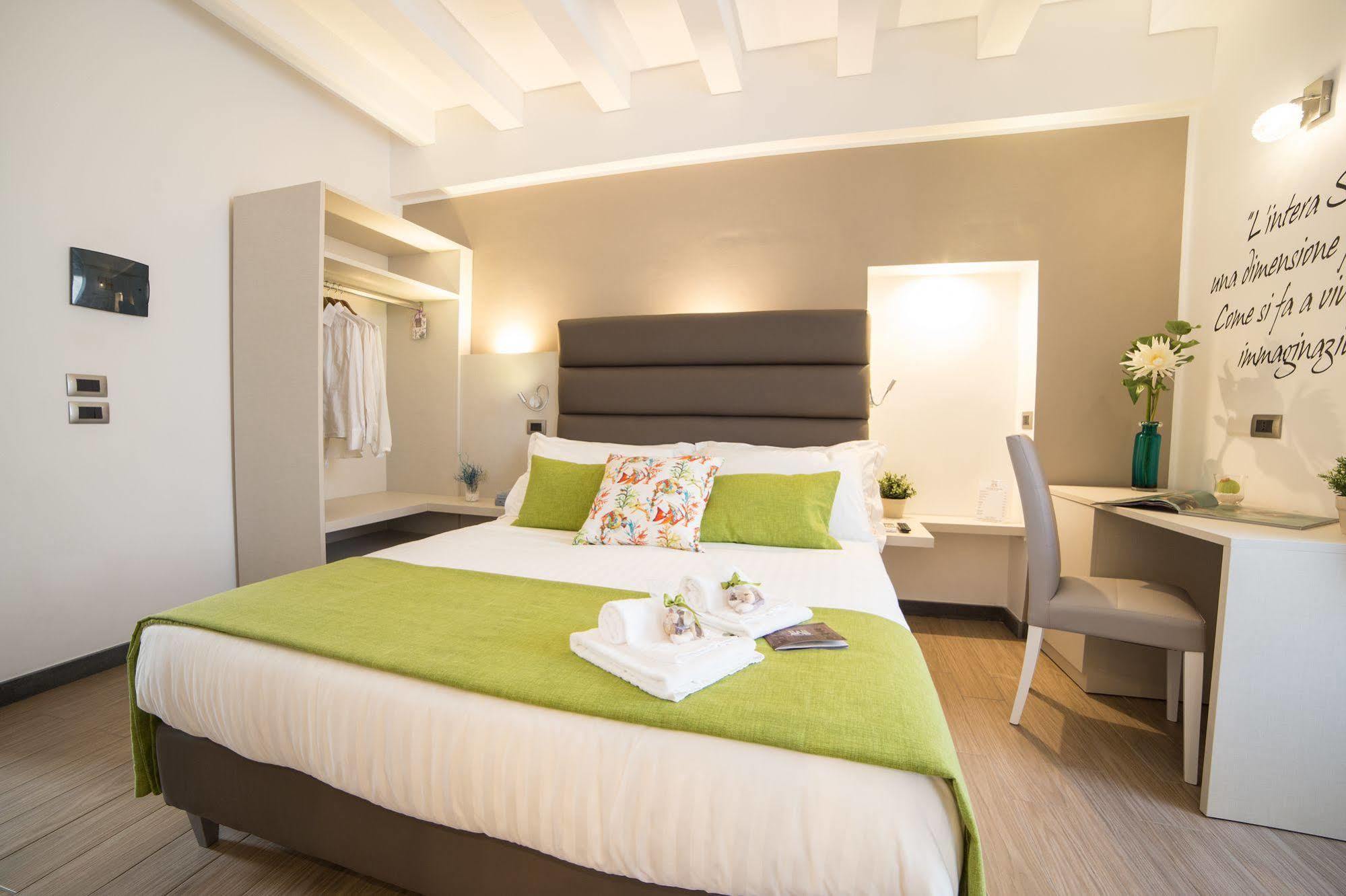Palazzo Sisto Exclusive Rooms Catania Exterior photo